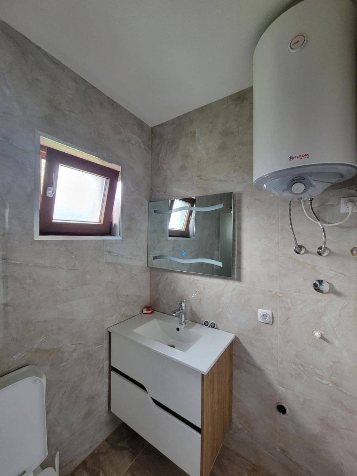 Eleon Motel Brezovice Bagian luar foto